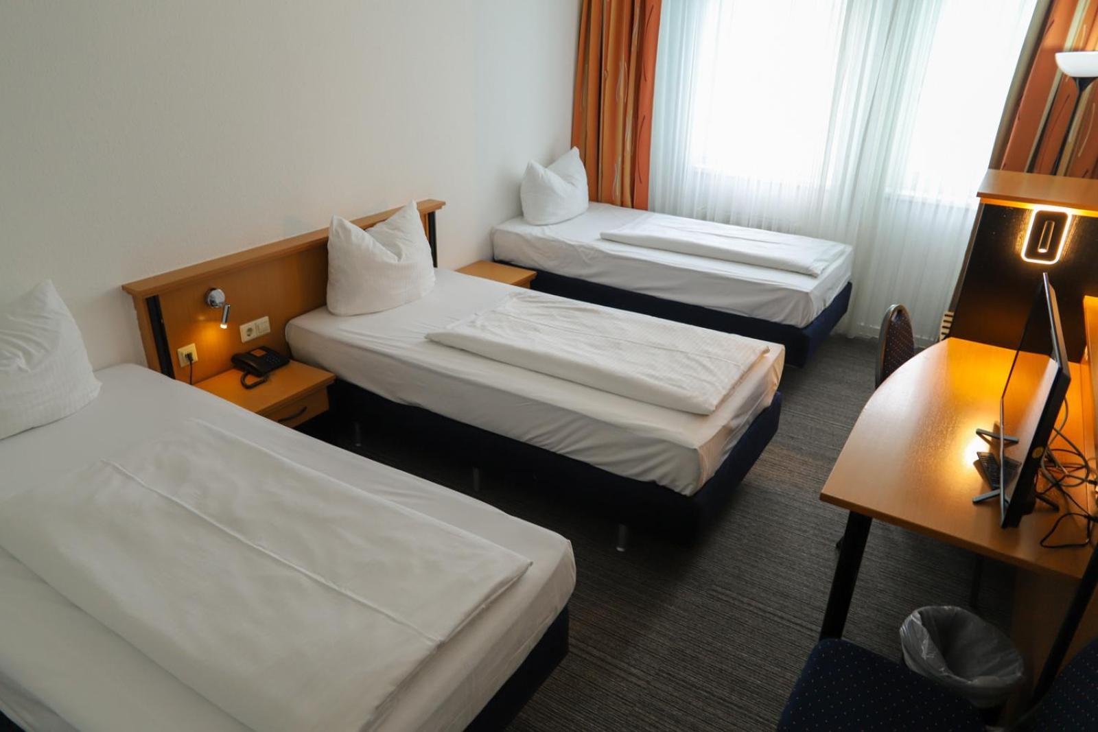Hotel Am Suedtor Backnang Exterior photo