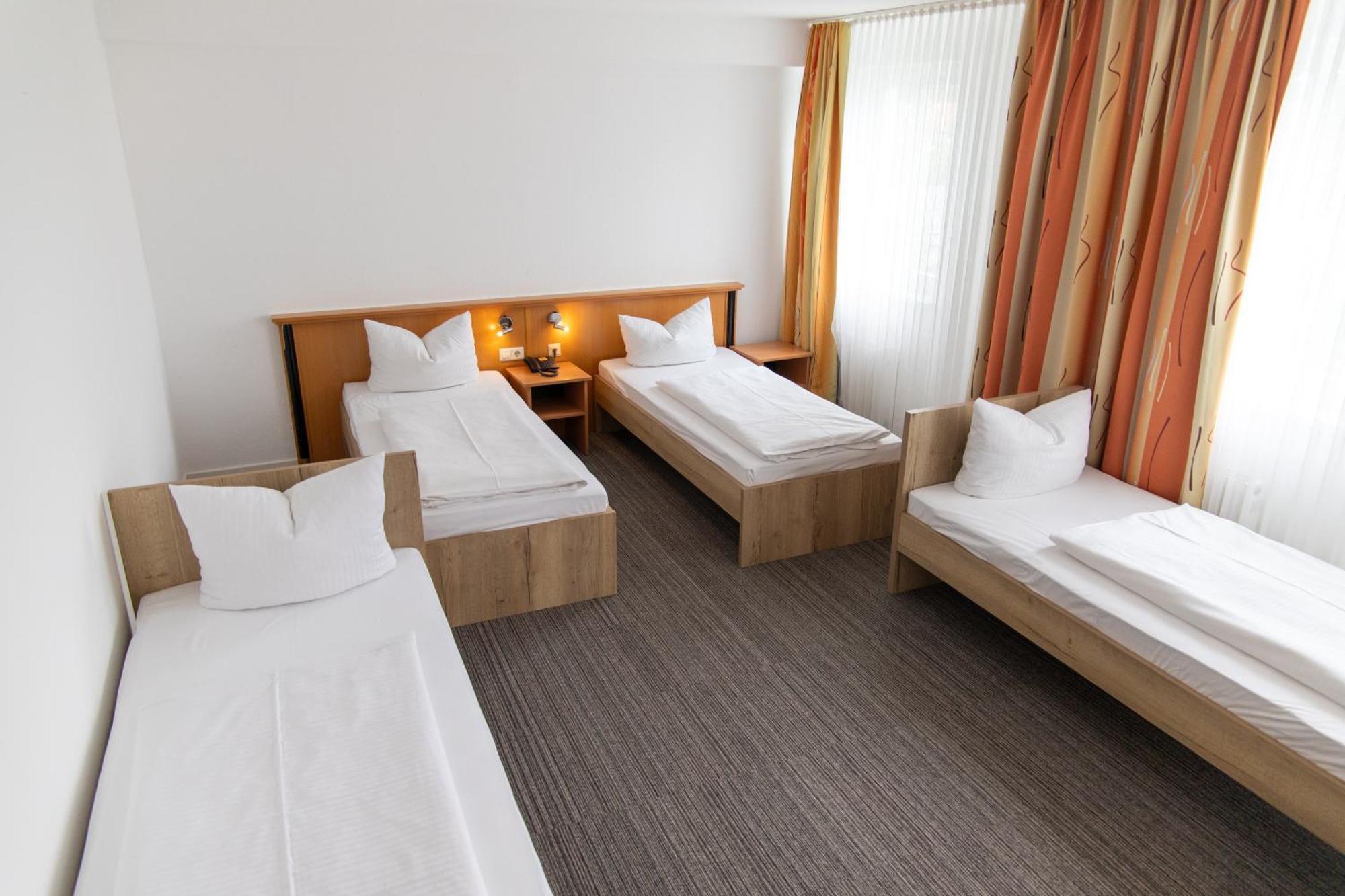 Hotel Am Suedtor Backnang Exterior photo